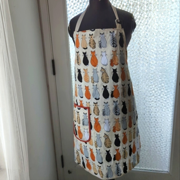 Apron with Cats - Picture 1 of 3